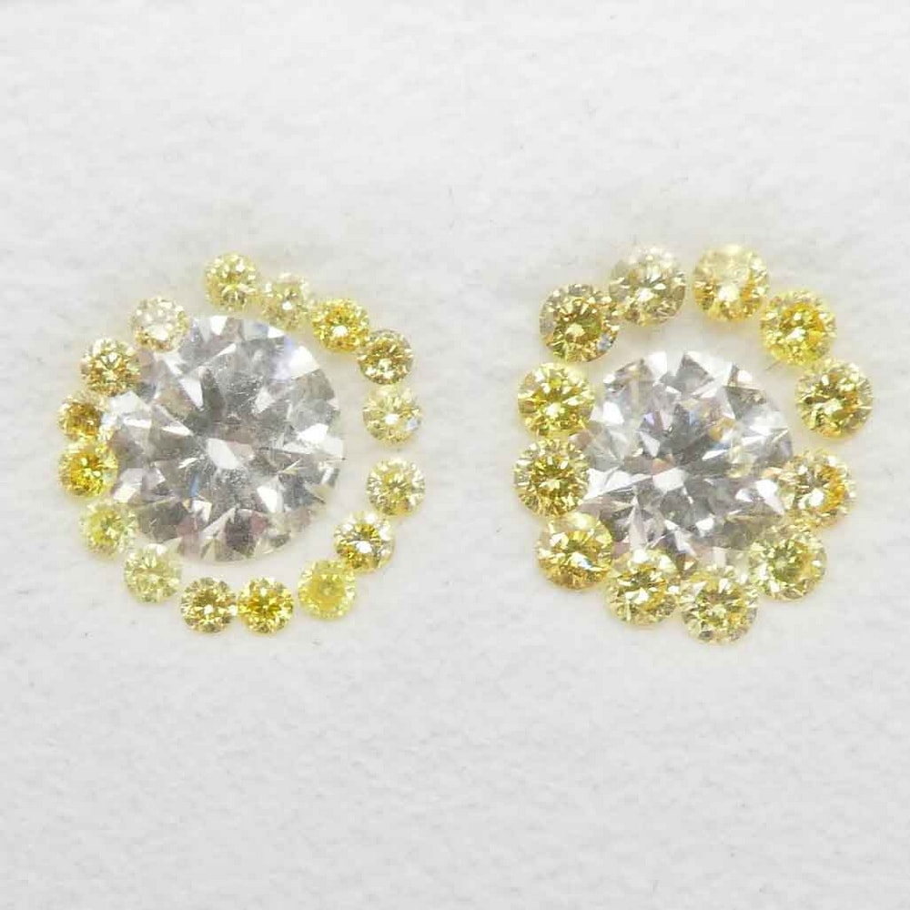 Loose white and yellow diamonds