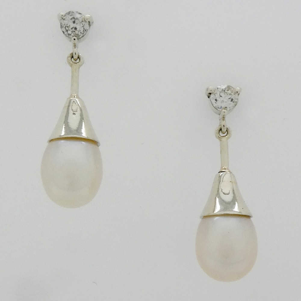 Diamond and pearl drop earrings