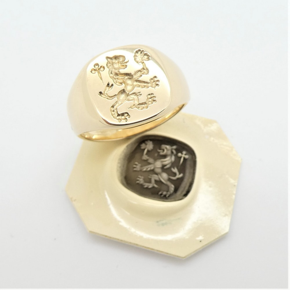 Square gold seal engraved signet ring