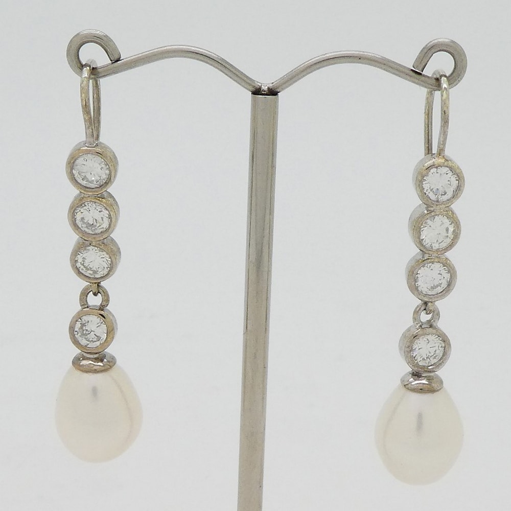 Diamond & pearl drop earrings