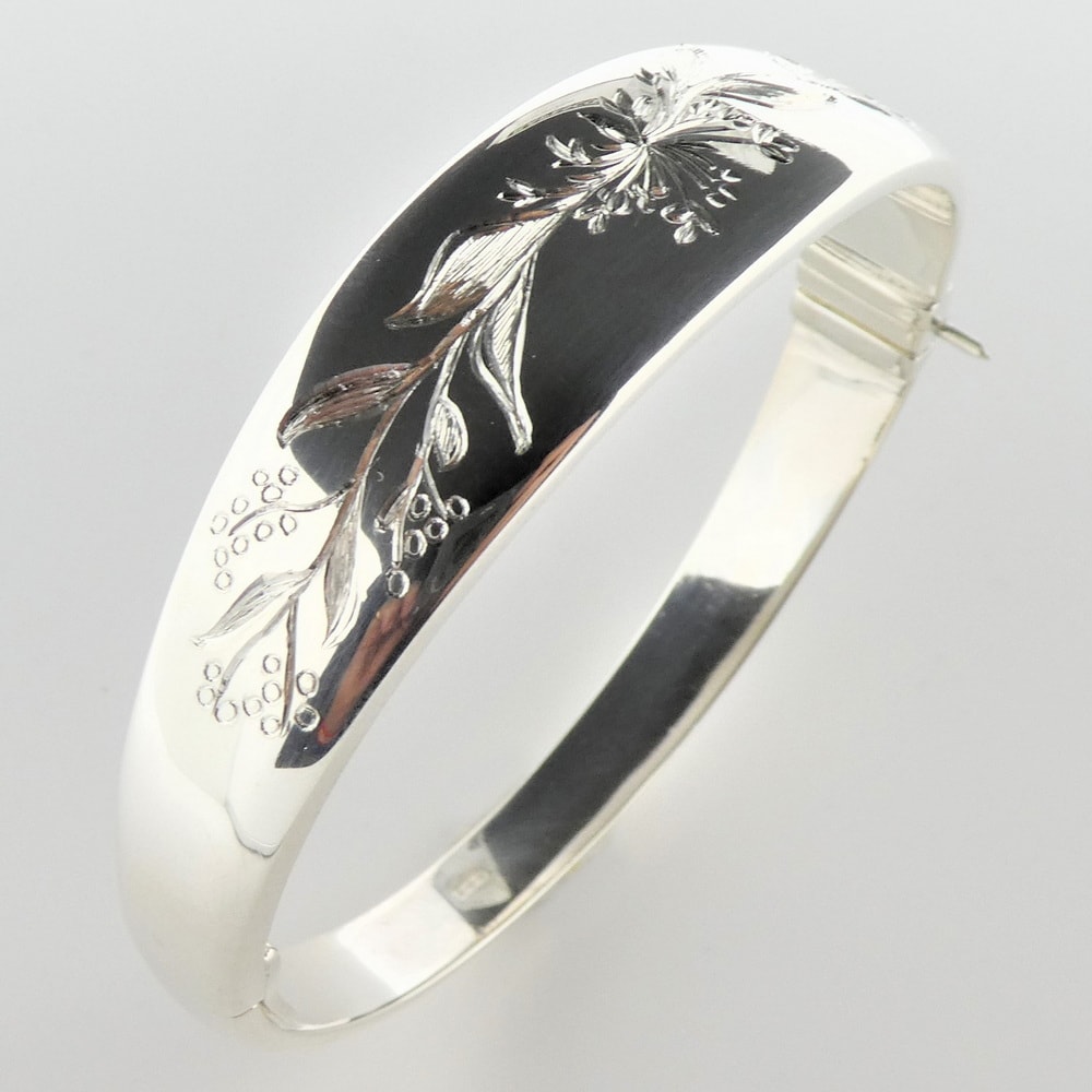 Silver engraved bangle