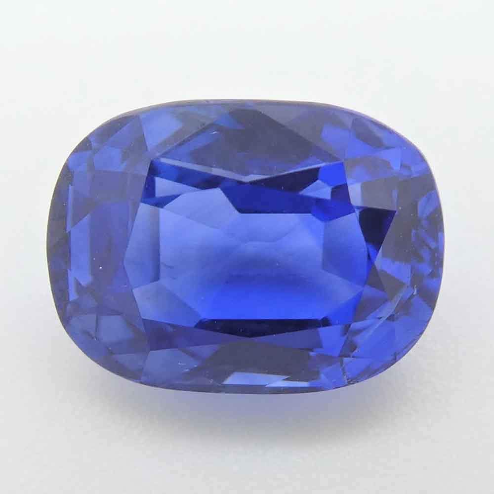 Sri Lankan un heat treated blue sapphire 4.32 carats