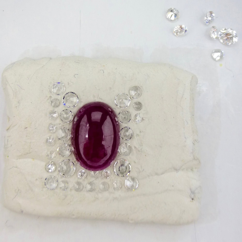 Ruby & diamond ring stone layout