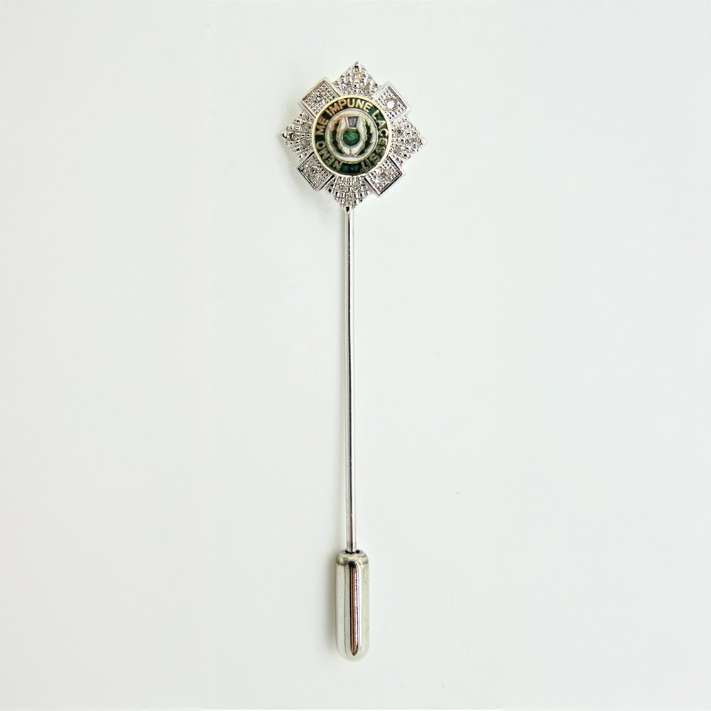 9 carat white gold diamond and enamel Scots Guards military tie pin